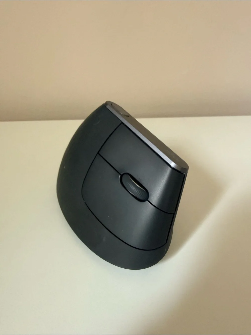 Logitech Ergonomic MX Vertical Mouse - Black
